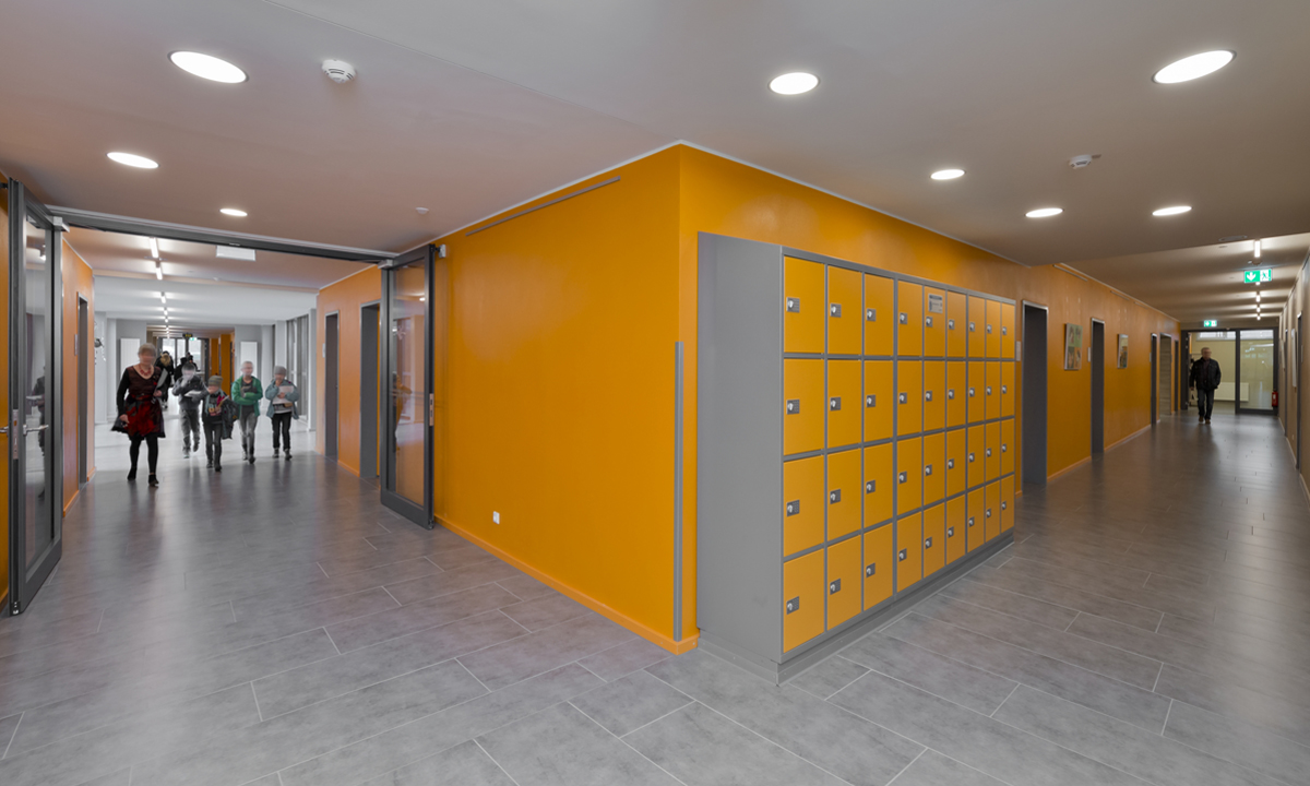 Copyright Michael Miltzow 2015 NOV8672.jpg